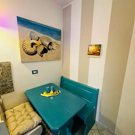 21 Artistic Apartament Lignano Sabbiadoro